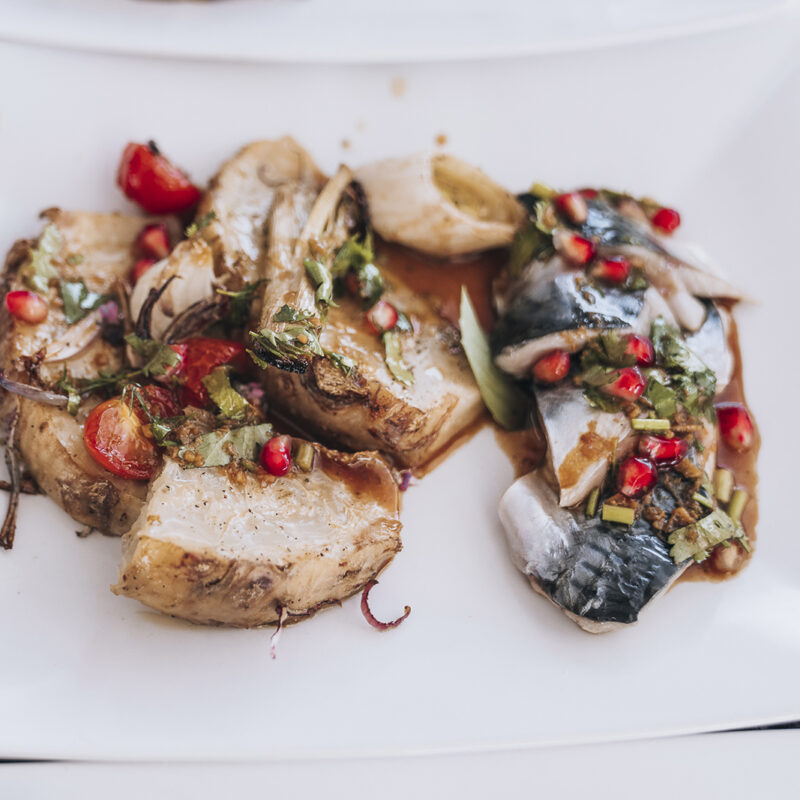 Filets De Maquereaux Aux Aromates De Grenade Et Céleri Semi Confit